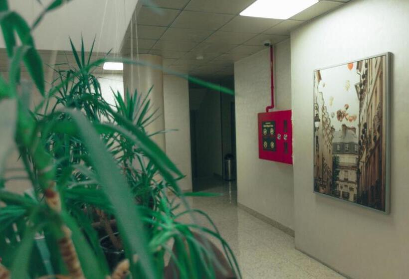 ホテル Rzgari Taza Salim Street