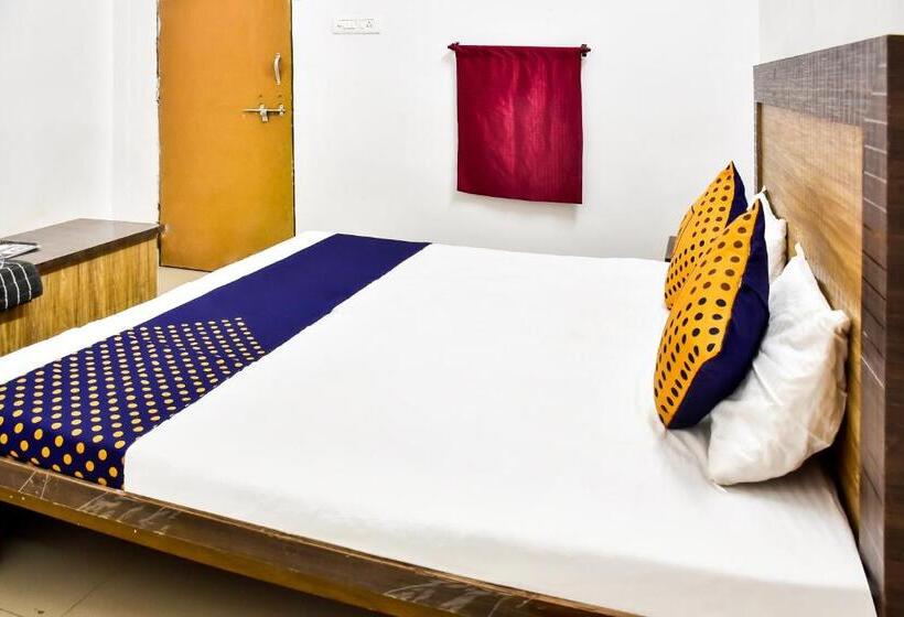 فندق Spot On City Tower Inn