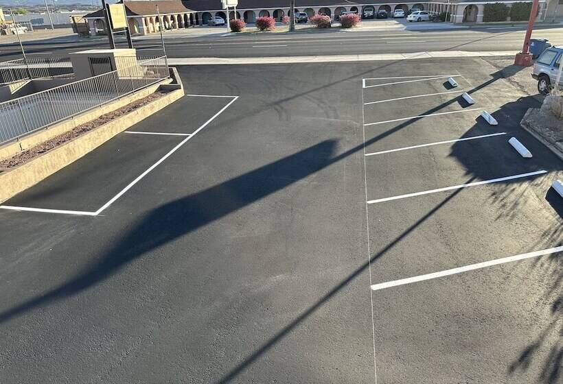 酒店 Travelodge By Wyndham Parker