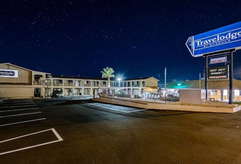 酒店 Travelodge By Wyndham Parker