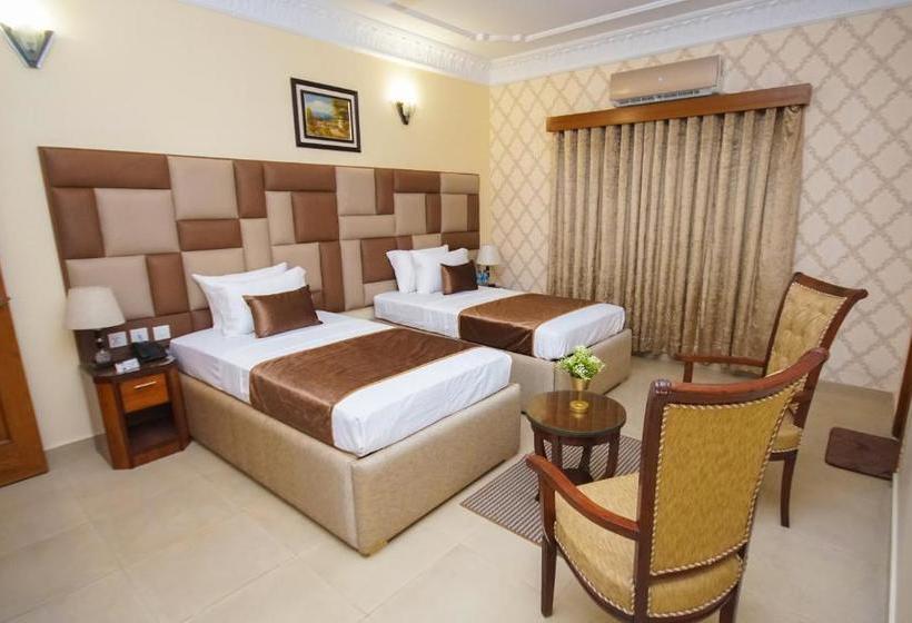 هتل World Inn By Wi