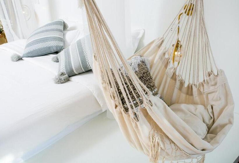 پانسیون Aishe Honeymoon Sea View Guesthouse