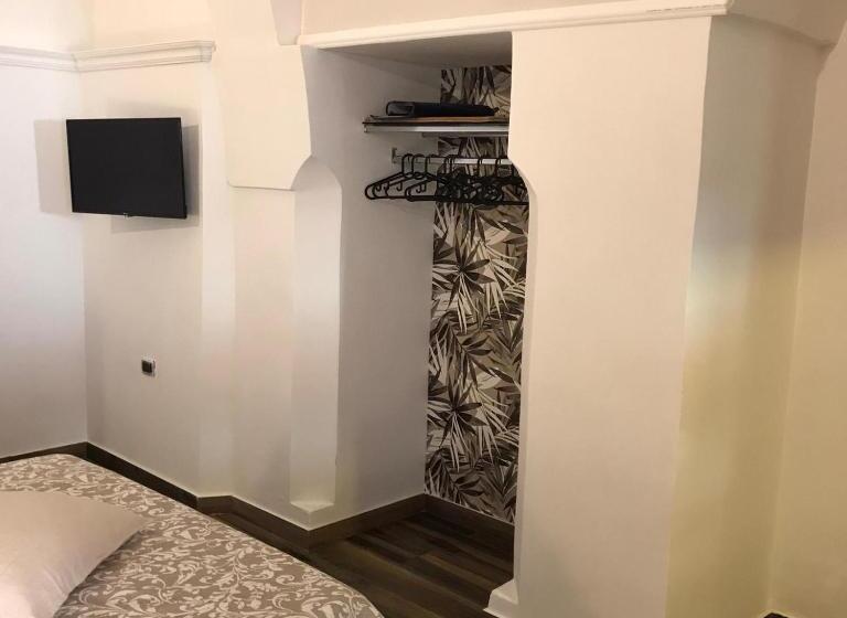 ペンション Exclusive Rooms