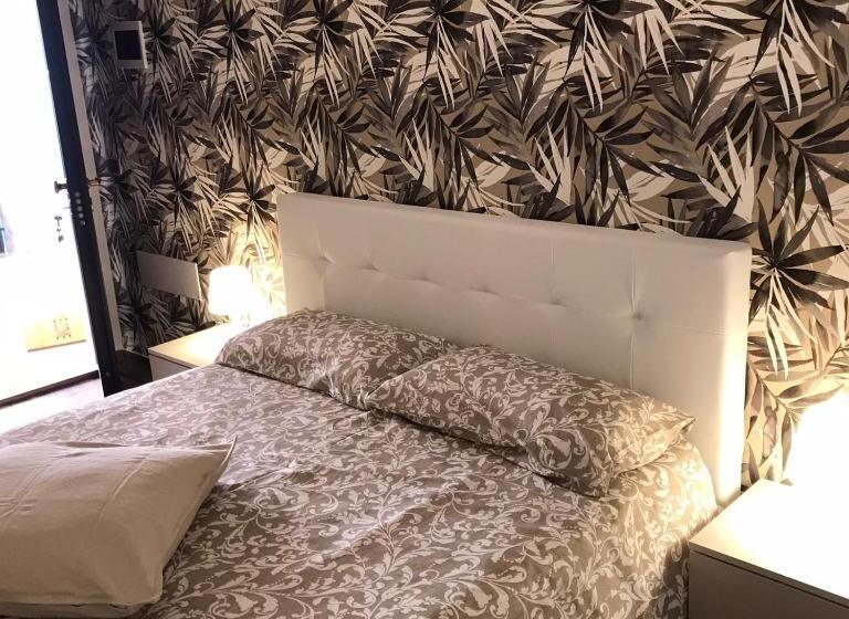 ペンション Exclusive Rooms