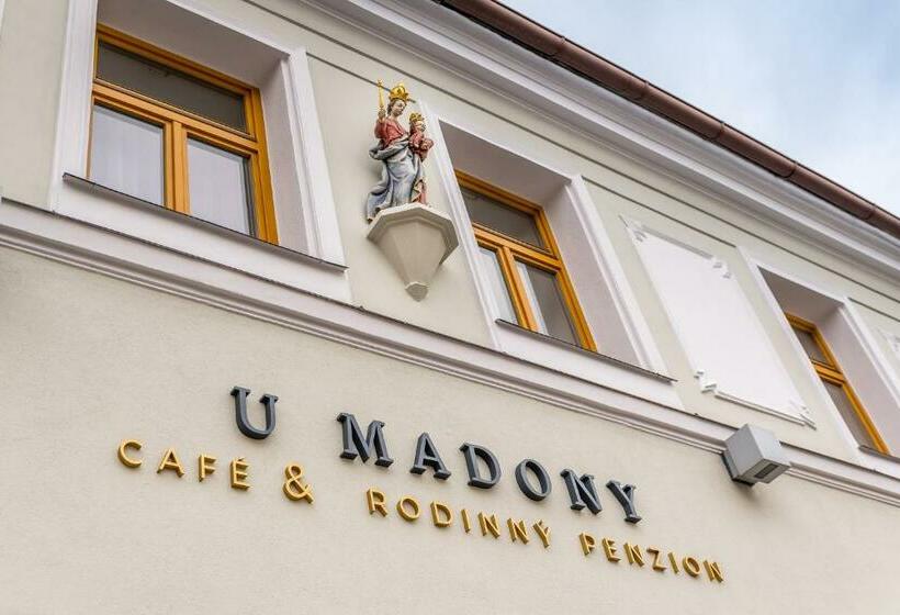 펜션 Penzion U Madony