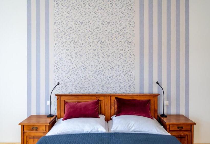 펜션 Penzion U Madony