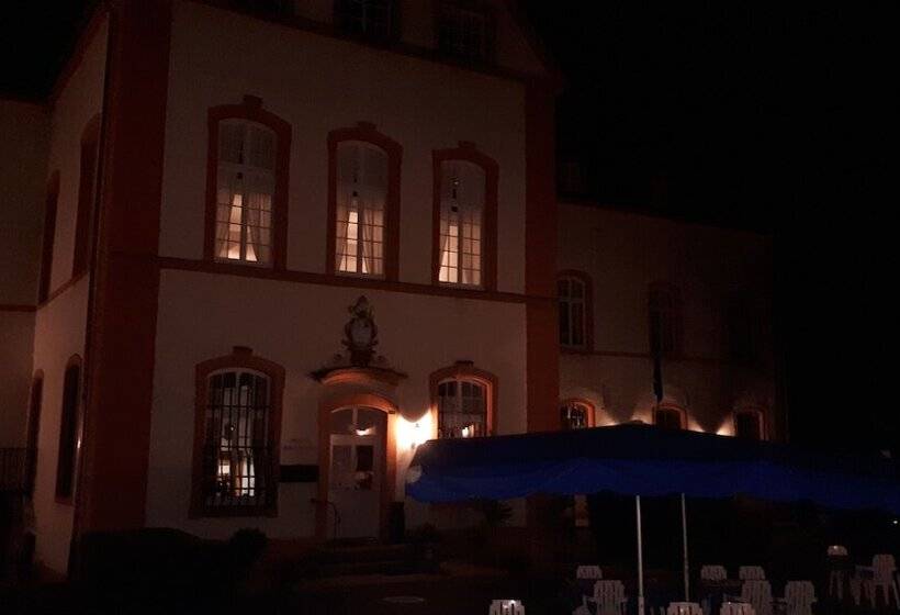 Prisma Hotel Burg Bollendorf