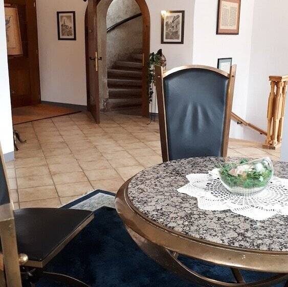 Prisma Hotel Burg Bollendorf