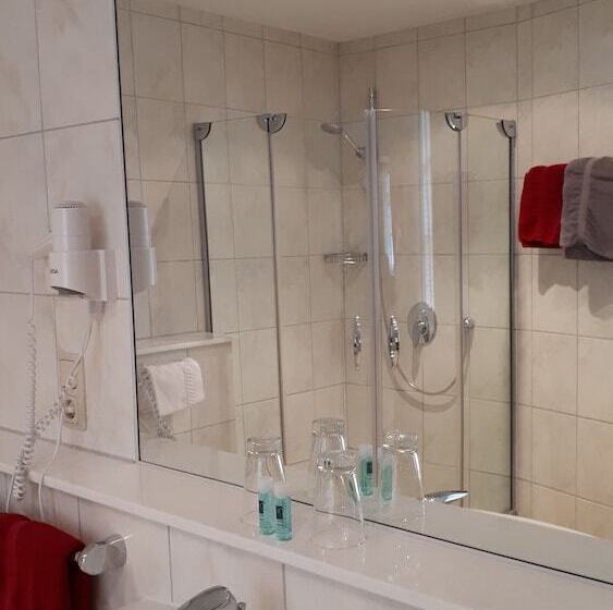 Prisma Hotel Burg Bollendorf