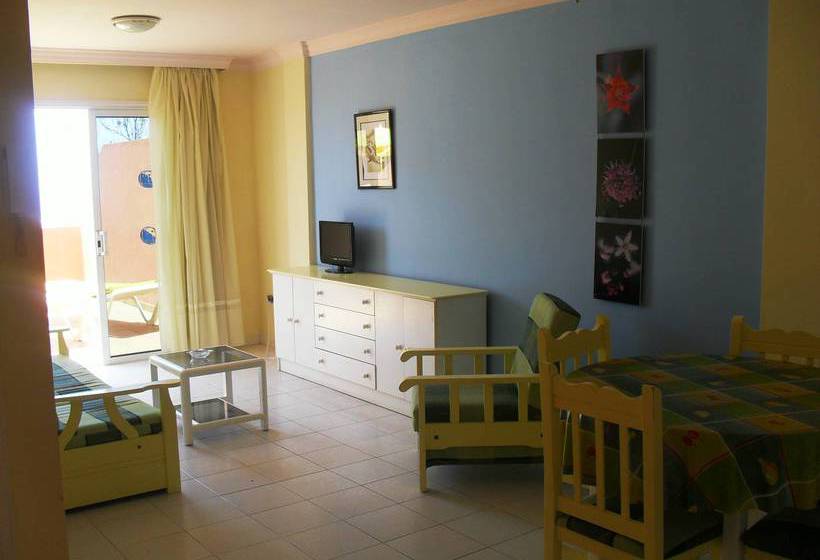 Apartamentos Colonial Parque