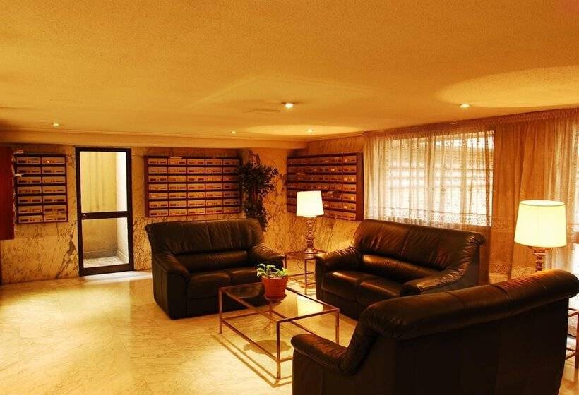 Apartamentos Goya 75