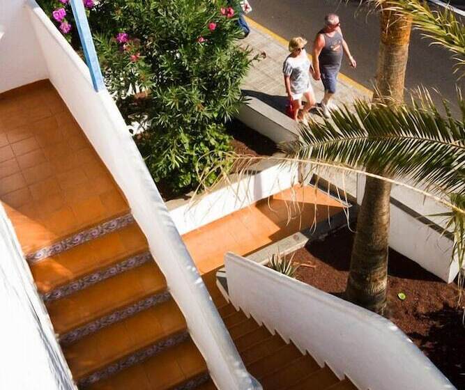 Apartamentos Parque Tropical En Lanzarote