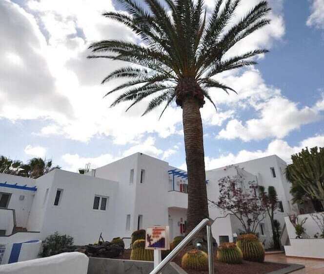 Apartamentos Parque Tropical En Lanzarote