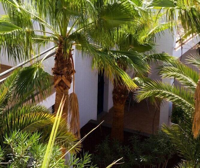 Apartamentos Parque Tropical En Lanzarote