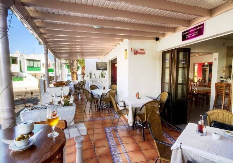 Apartamentos Parque Tropical En Lanzarote