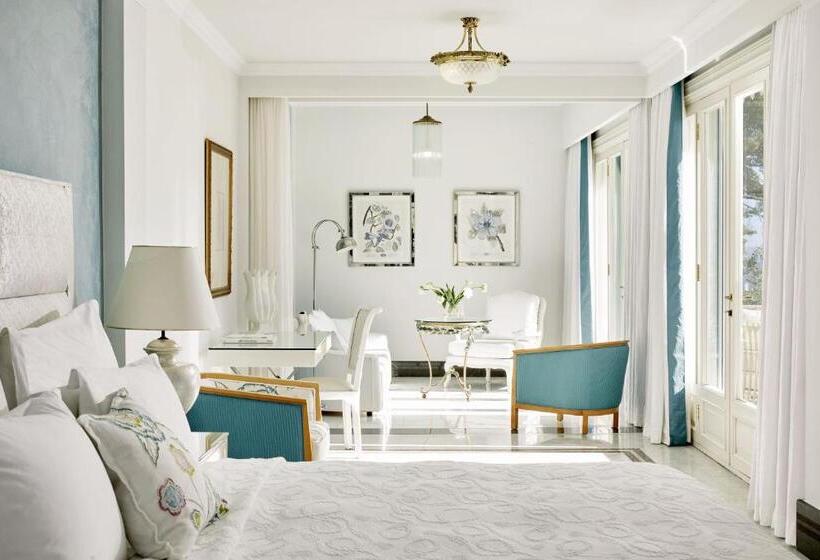 منتجع The Danai