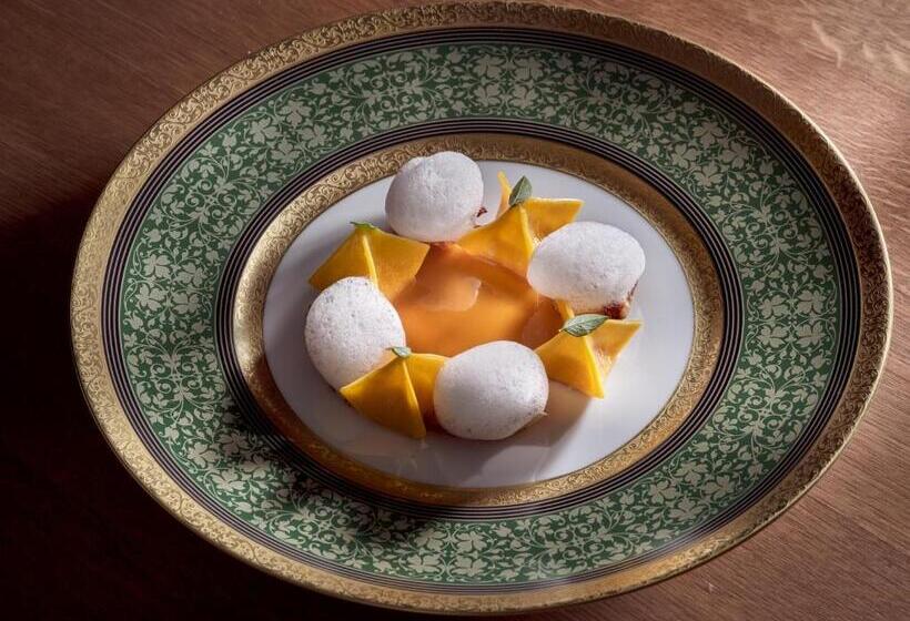 منتجع The Danai