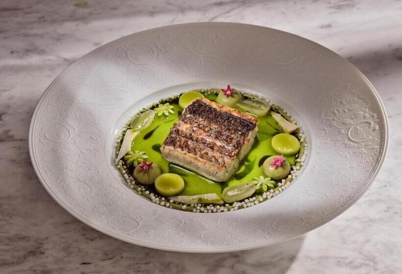 منتجع The Danai