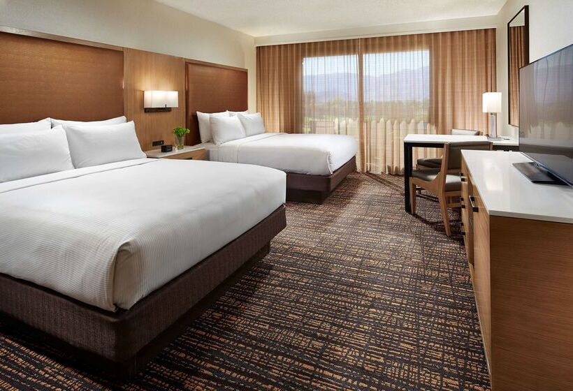 Doubletree By Hilton Hotel Golf Resort Palm Springs