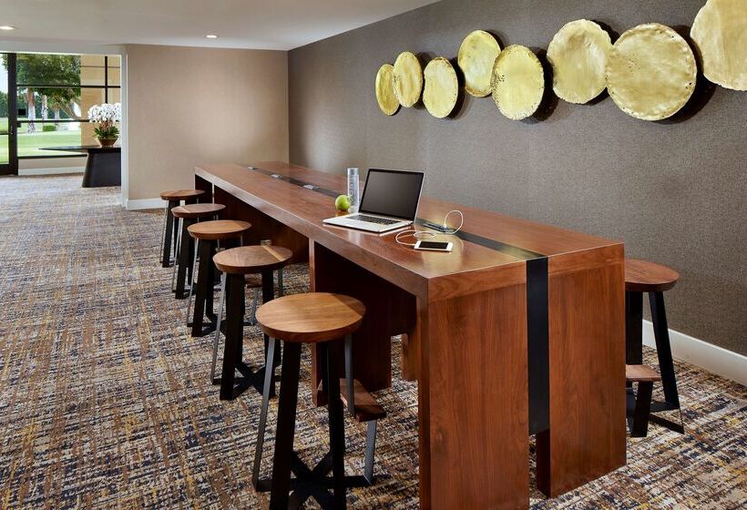 Doubletree By Hilton Hotel Golf Resort Palm Springs