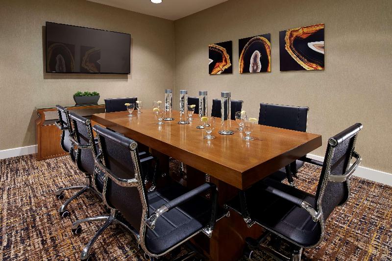 Doubletree By Hilton Hotel Golf Resort Palm Springs