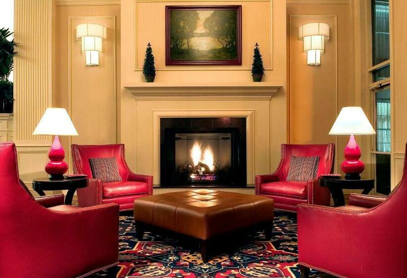 Four Points By Sheraton Wakefield Boston Hotel & Conference Center
