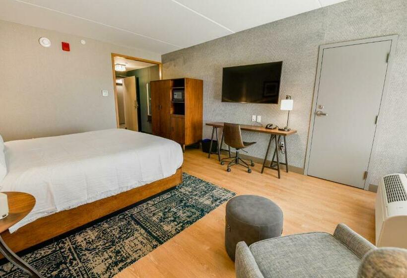 Four Points By Sheraton Wakefield Boston Hotel & Conference Center