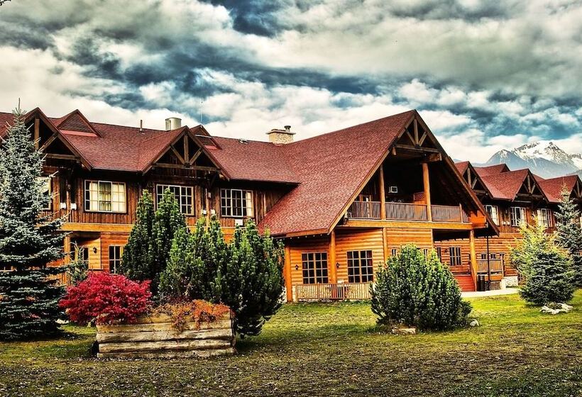 Glacier House Hotel & Resort