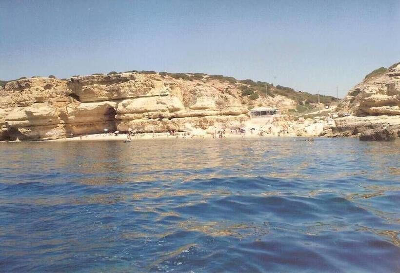 客栈 Torre Velha Al