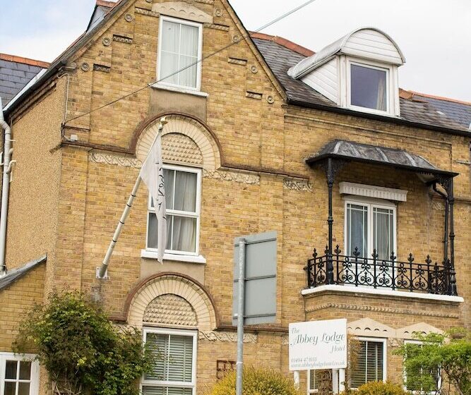 ホテル Abbey Lodge