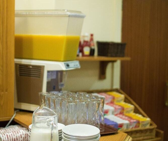 ホテル Abbey Lodge