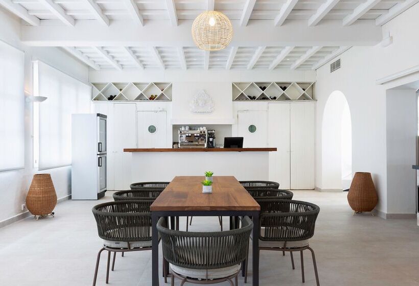 فندق AluaSoul Menorca (Adults Only +16)