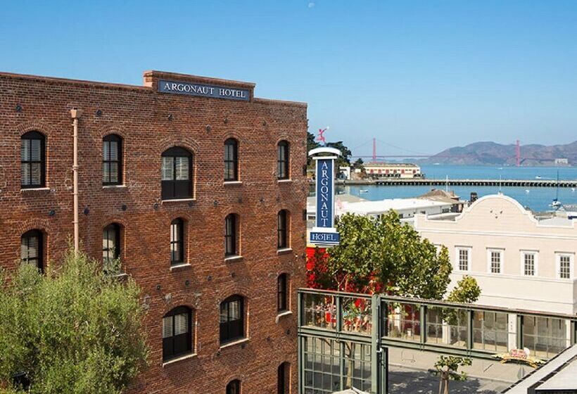 Argonaut Hotel, A Noble House