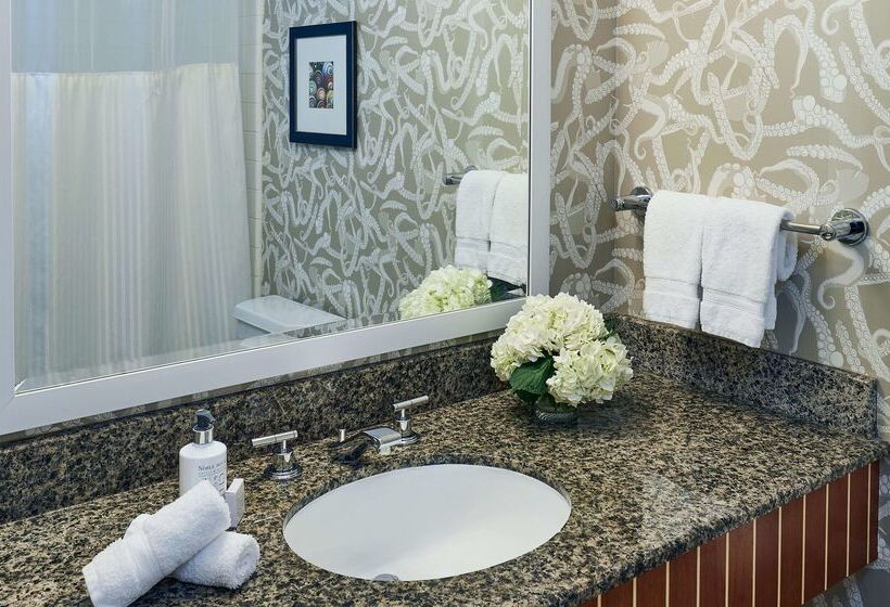 Argonaut Hotel, A Noble House