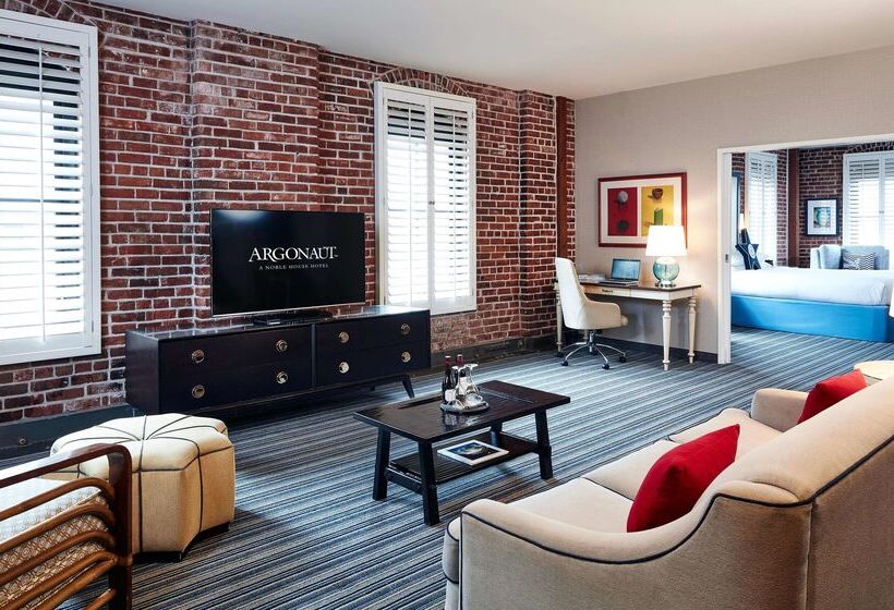 Argonaut Hotel, A Noble House