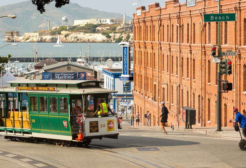 Argonaut Hotel, A Noble House