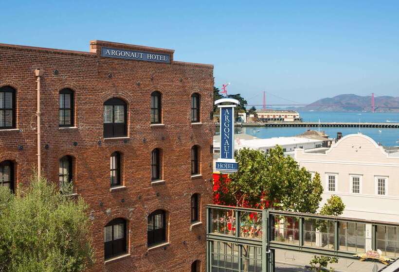 Argonaut Hotel, A Noble House