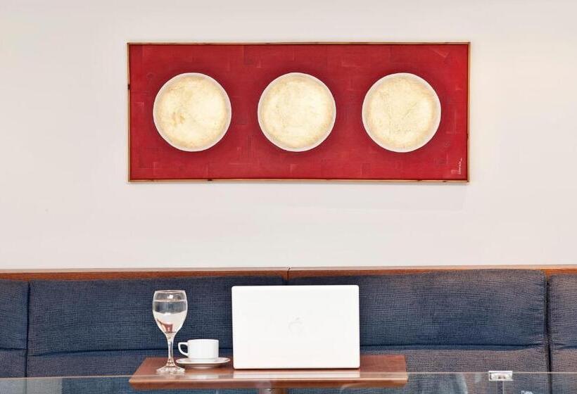 فندق Arion Athens