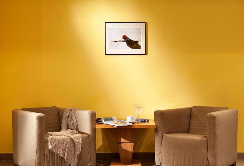 فندق Arion Athens