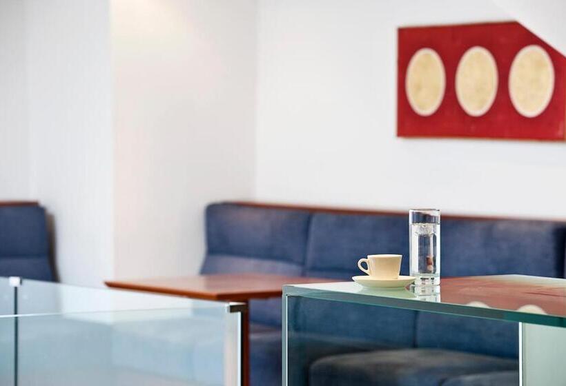 فندق Arion Athens