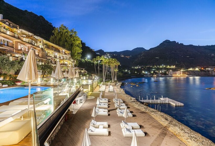 בית מלון כפרי Atlantis Bay  Vretreats