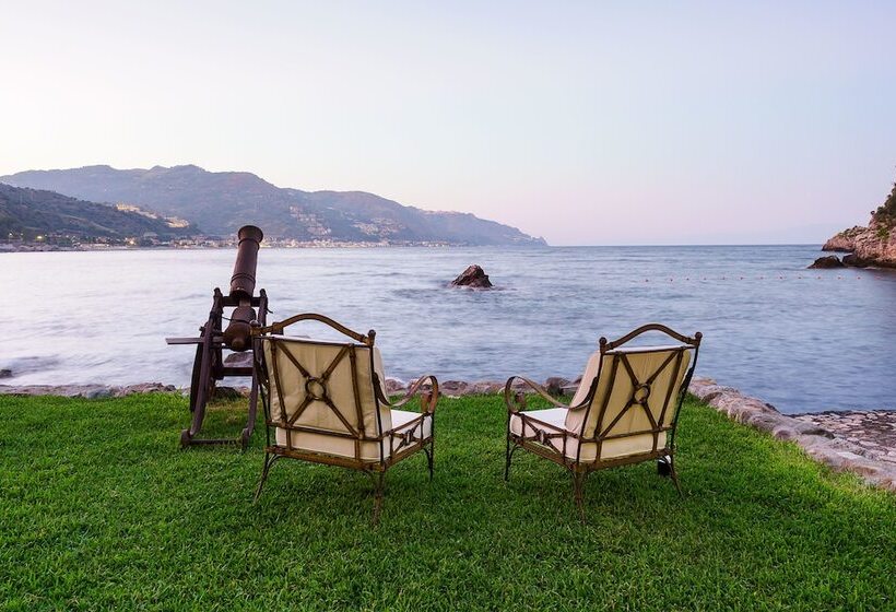 בית מלון כפרי Atlantis Bay  Vretreats