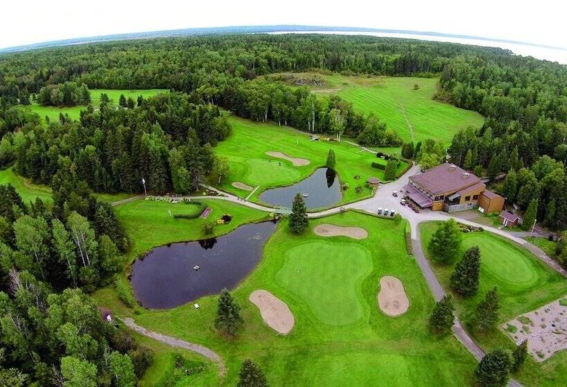 هتل Auberge Des Iles