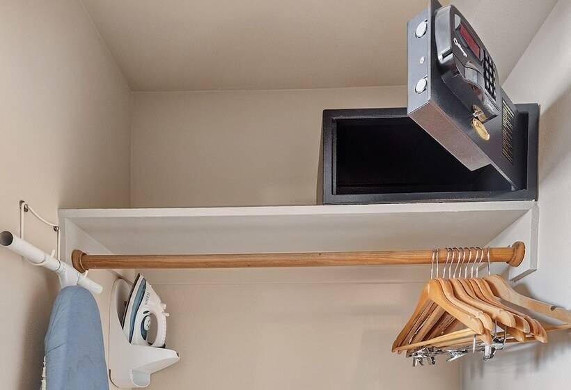 酒店 Castle Bamboo Waikīkī