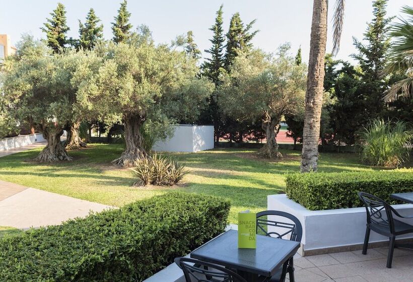 Cala Millor Garden Hotel - Adults Only