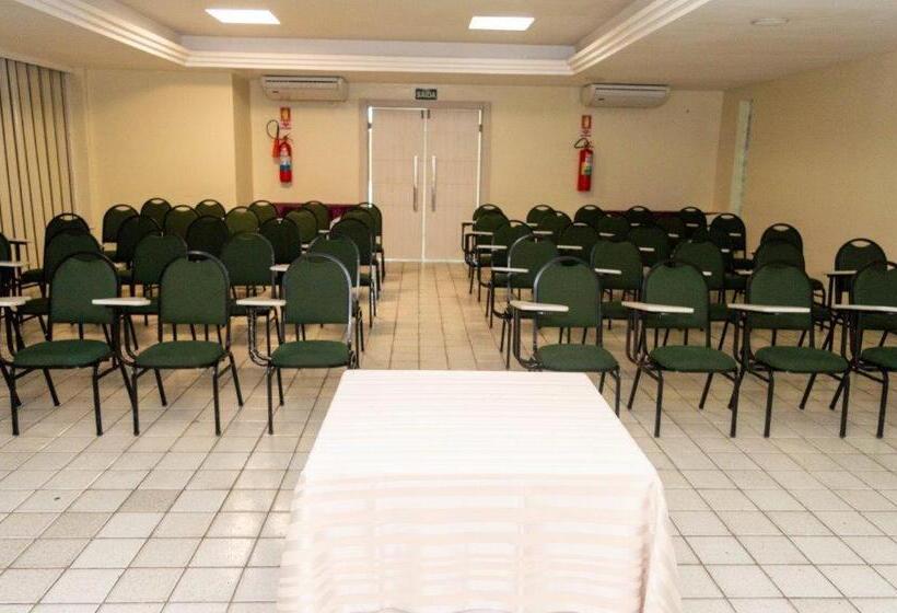 فندق Calhau Praia