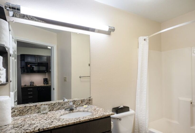 בית מלון כפרי Candlewood Suites Ft Lee   Petersburg   Hopewell By Ihg