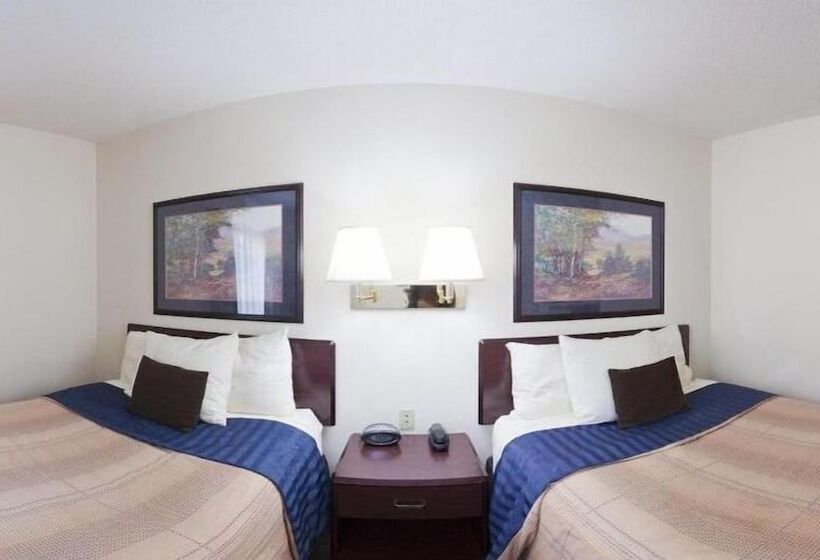 בית מלון כפרי Candlewood Suites Ft Lee   Petersburg   Hopewell By Ihg