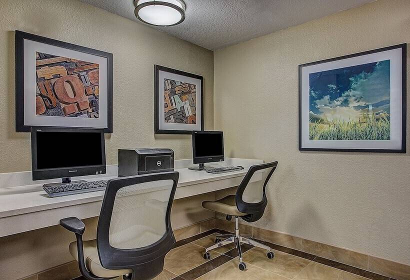 호텔 Candlewood Suites Louisville Airport By Ihg