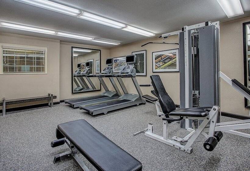 호텔 Candlewood Suites Louisville Airport By Ihg